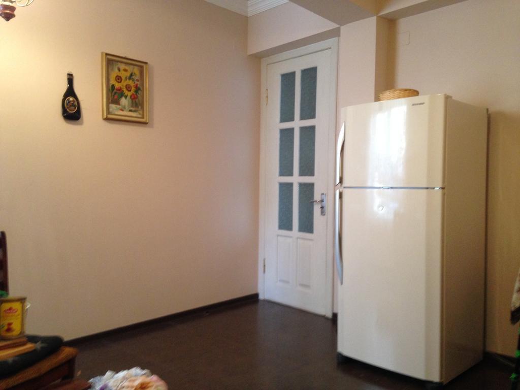Cheap And Chic Apartment Batumi Exterior foto
